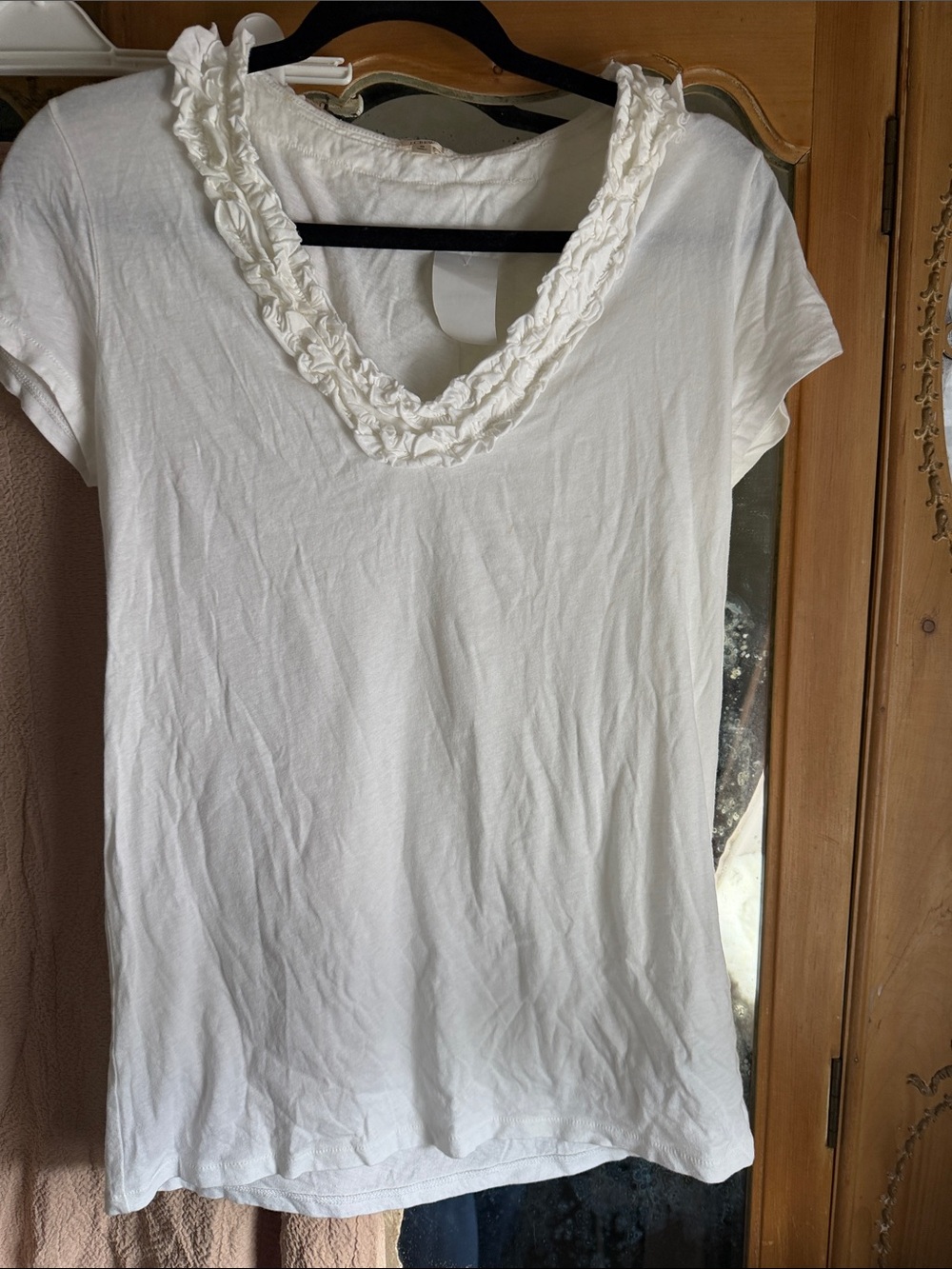 J. Crew White Ruffle V-Neck Short Sleeve Tee